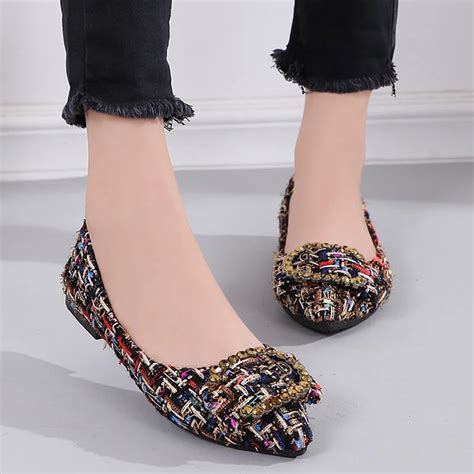 unique flat shoes for women.